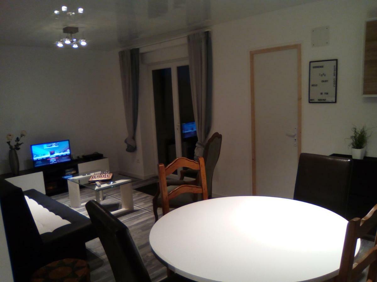 F2 Tout Confort Au Calme Apartament Batilly  Zewnętrze zdjęcie